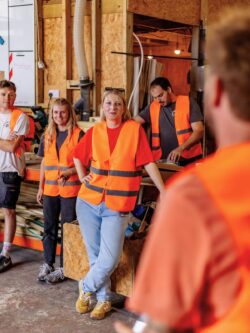 Team meeting in the workshop
