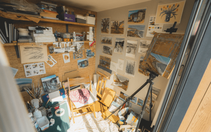 Interior image of Sue's Little Green Room.