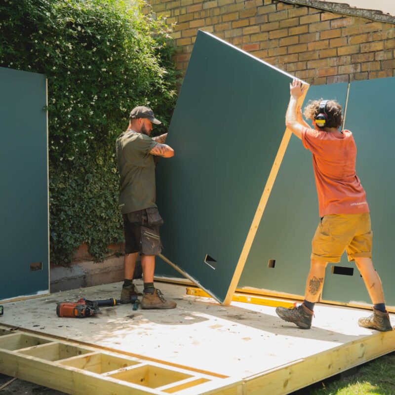 Install team on site