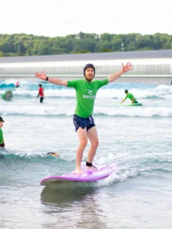 Little Green Room surfing
